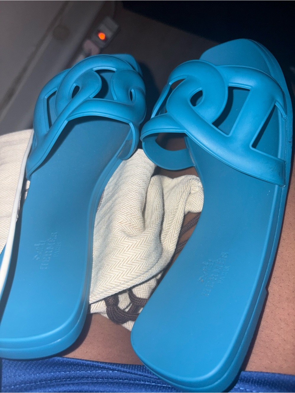 Hermes Aloha Sandals